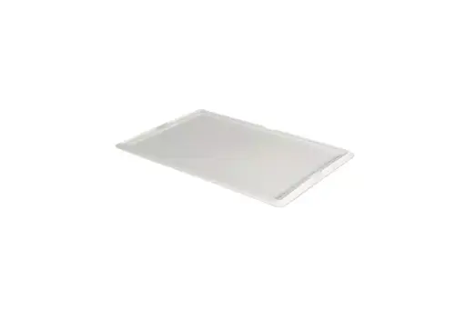 Lid for a plastic box